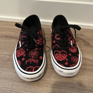 Vans Love You To Death No Bones About It Women’s Size 7 Low Top Sneakers